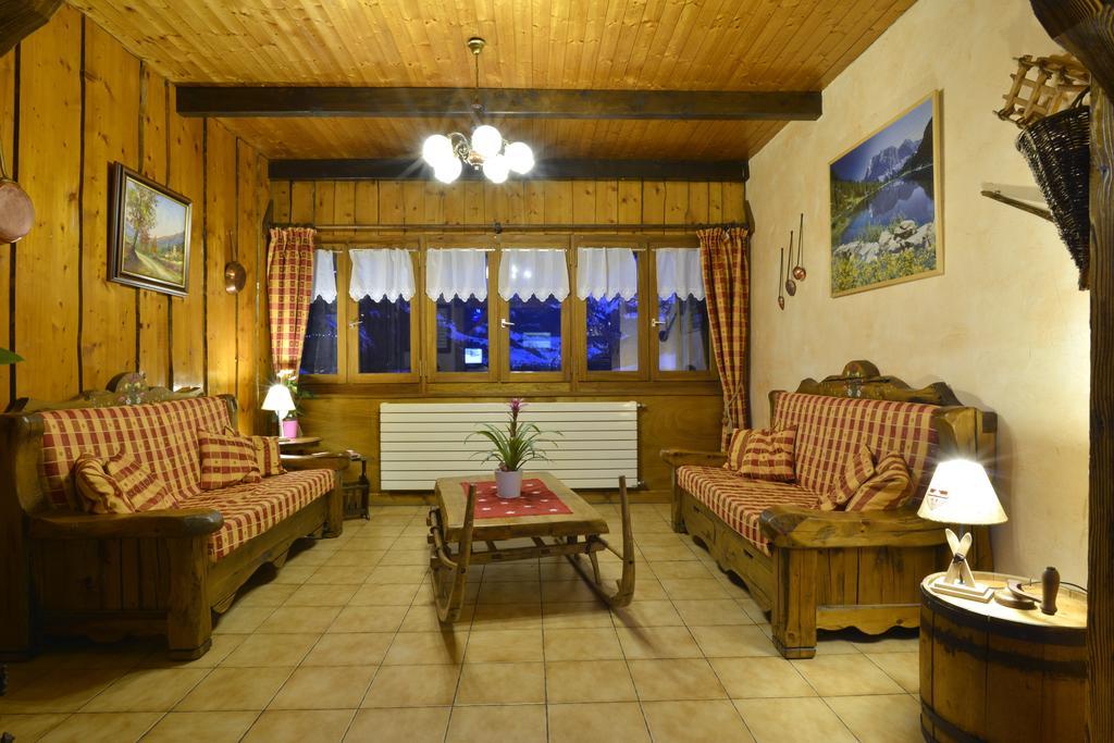 Hotel Le Ferraillon Abondance Exterior photo